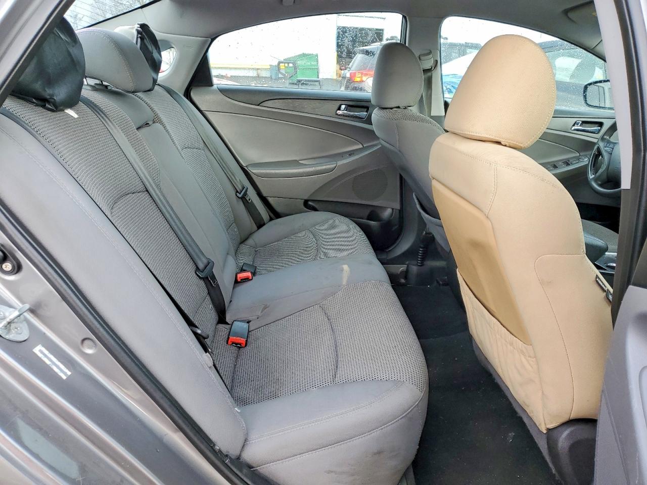2011 HYUNDAI SONATA GLS photo 10