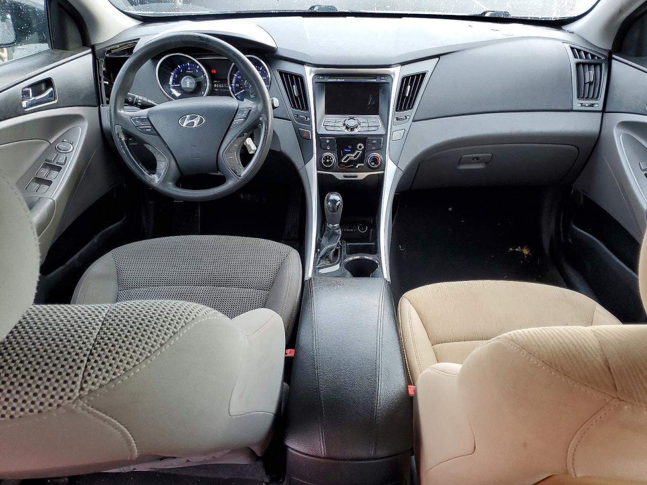 2011 HYUNDAI SONATA GLS photo 8
