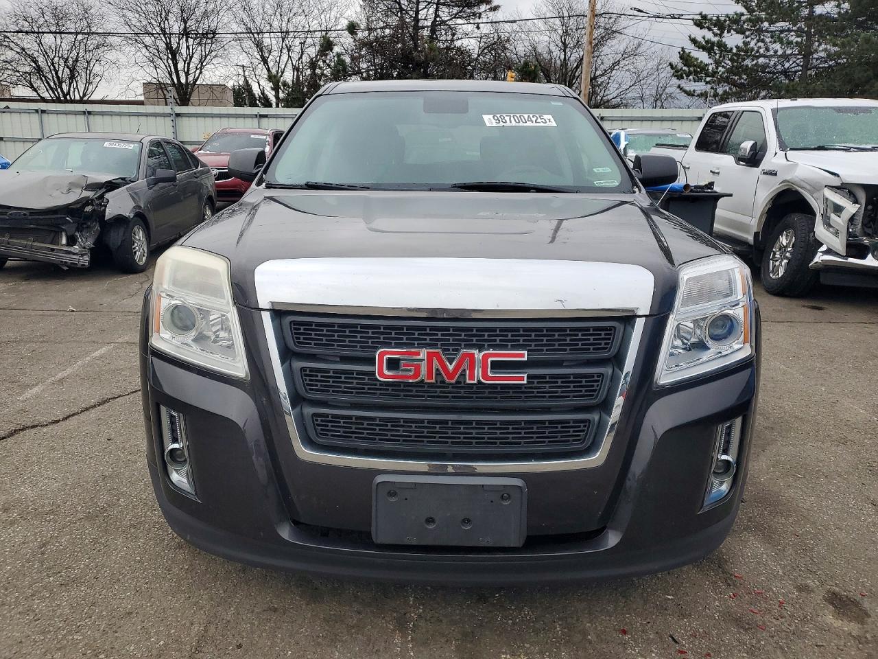 2013 GMC TERRAIN SLE photo 5