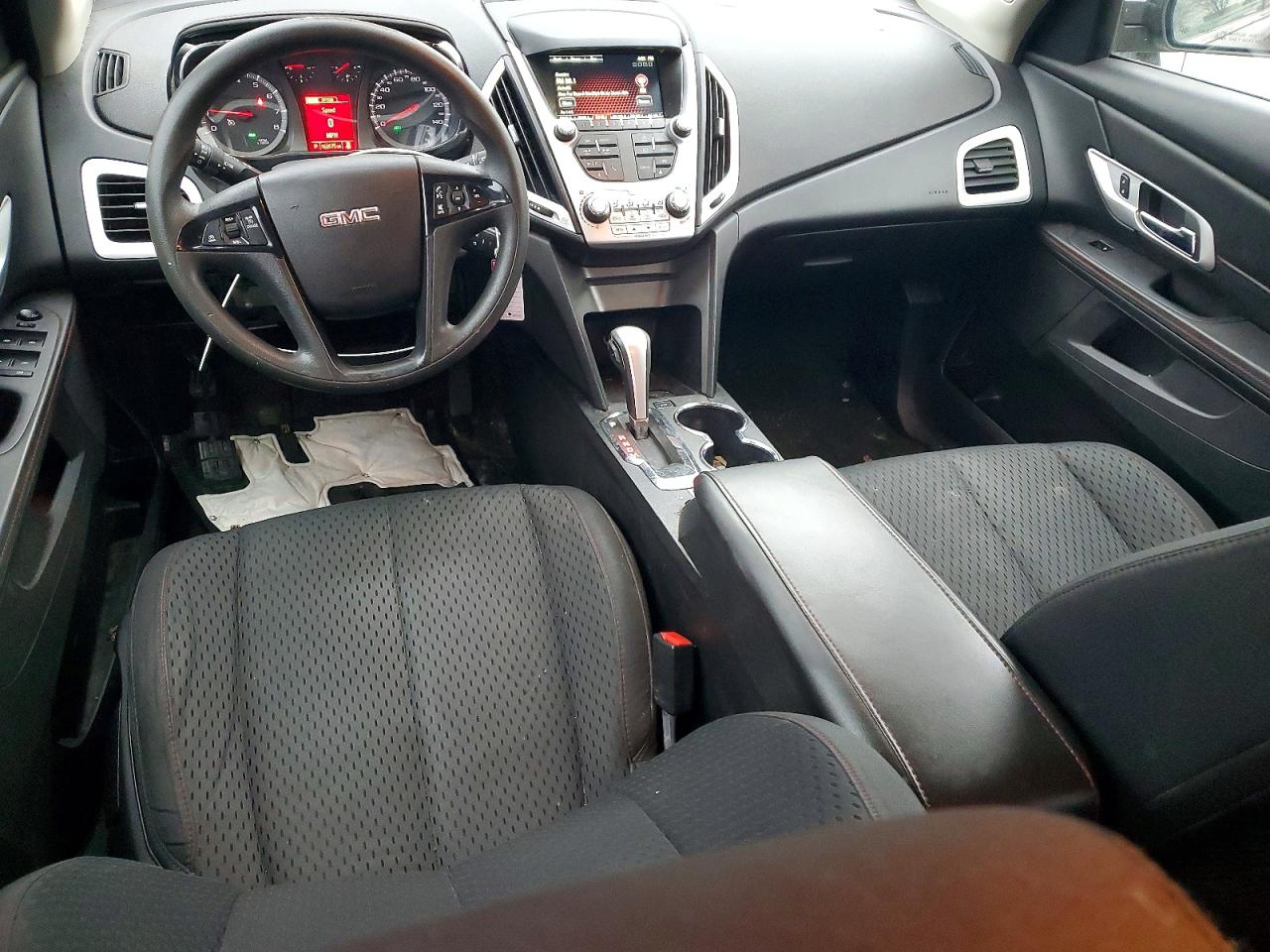 2013 GMC TERRAIN SLE photo 8