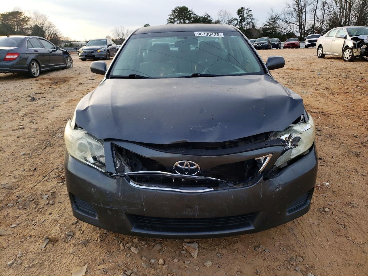 2010 TOYOTA CAMRY BASE photo 5