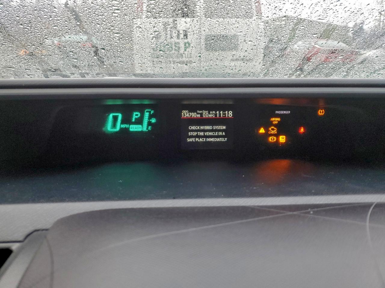 2013 TOYOTA PRIUS C photo 9