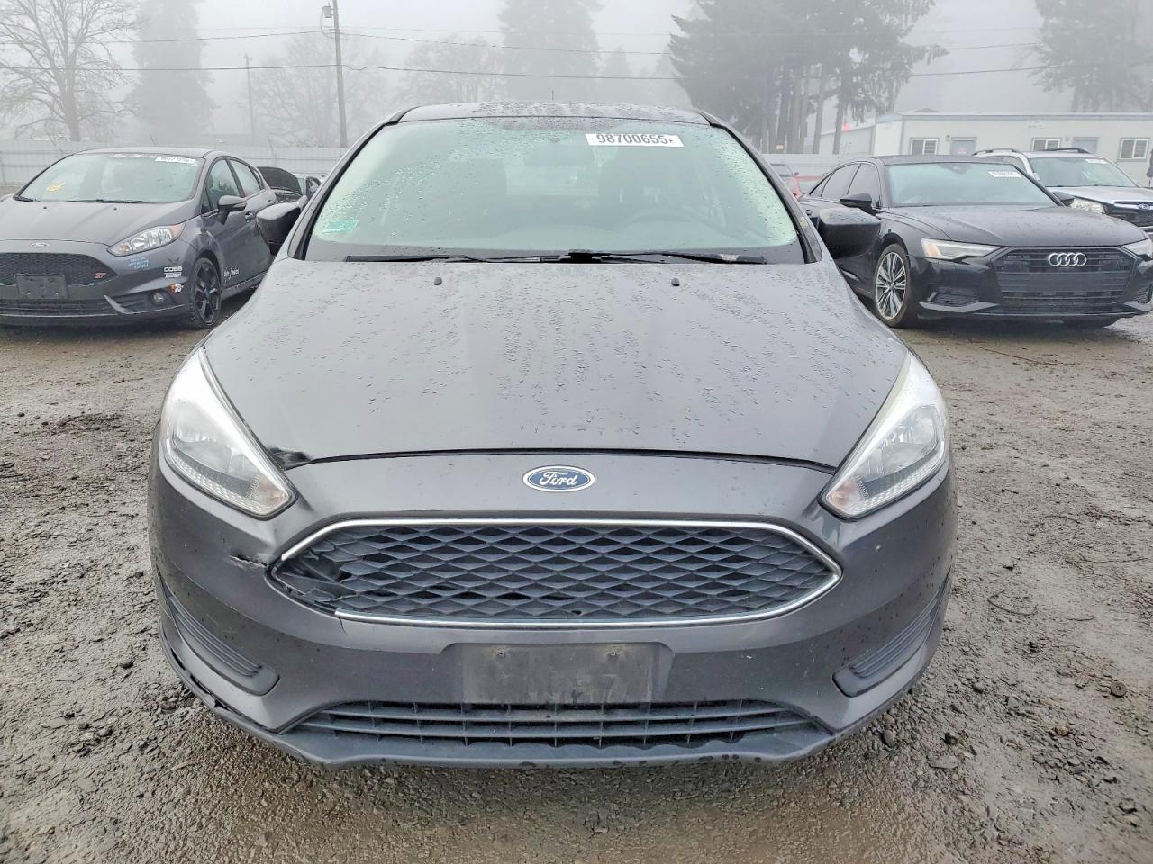 2018 FORD FOCUS SE photo 5