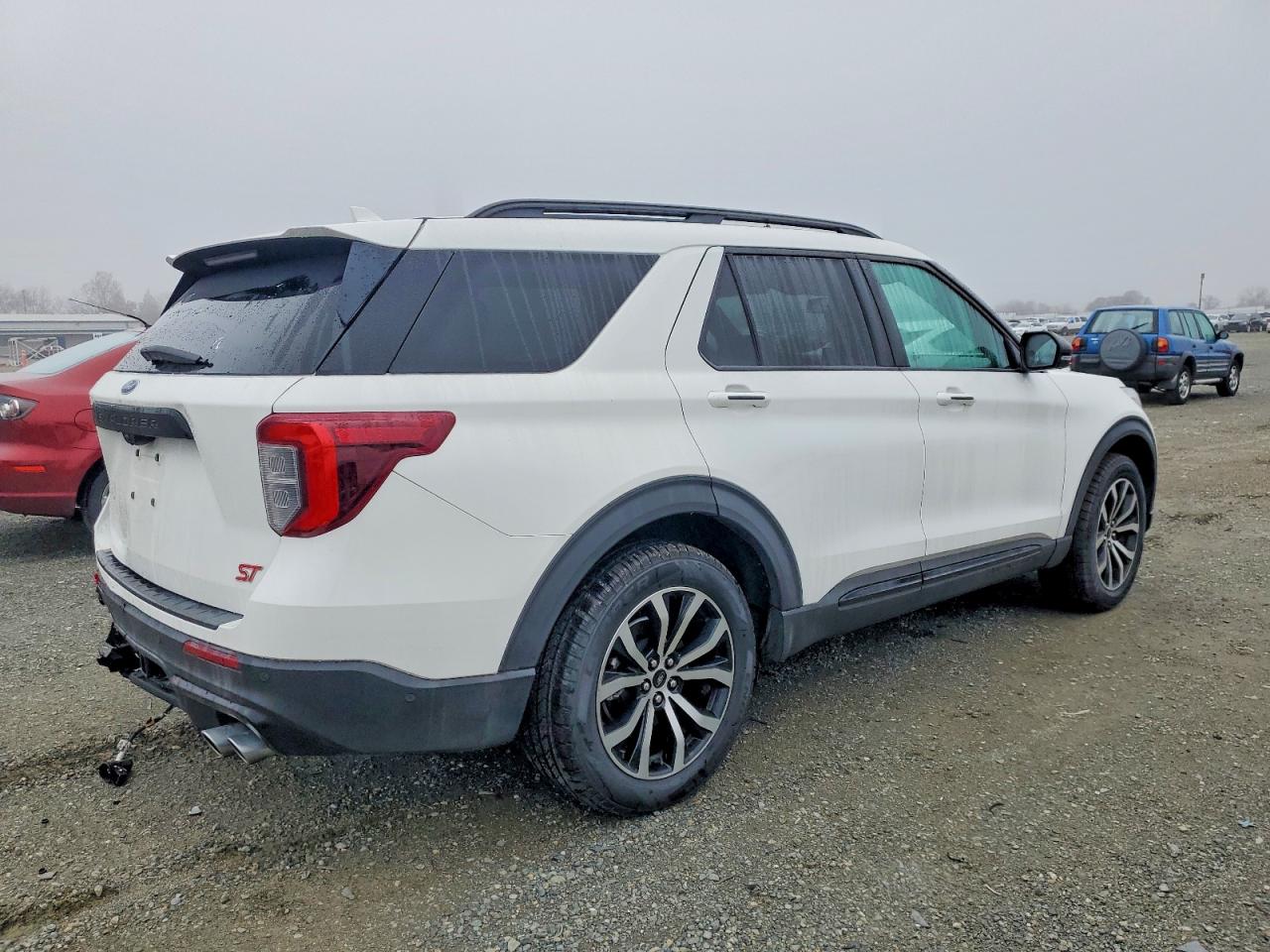 2021 FORD EXPLORER ST photo 3