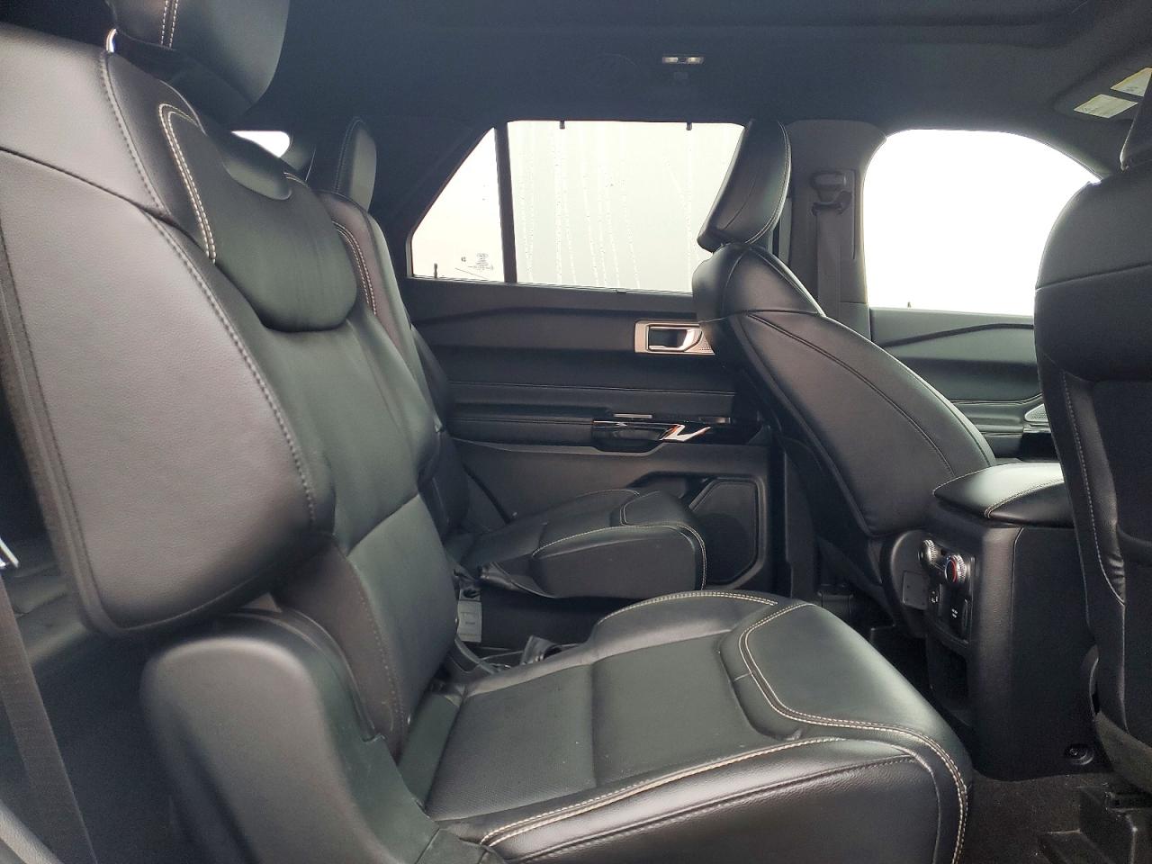 2021 FORD EXPLORER ST photo 11