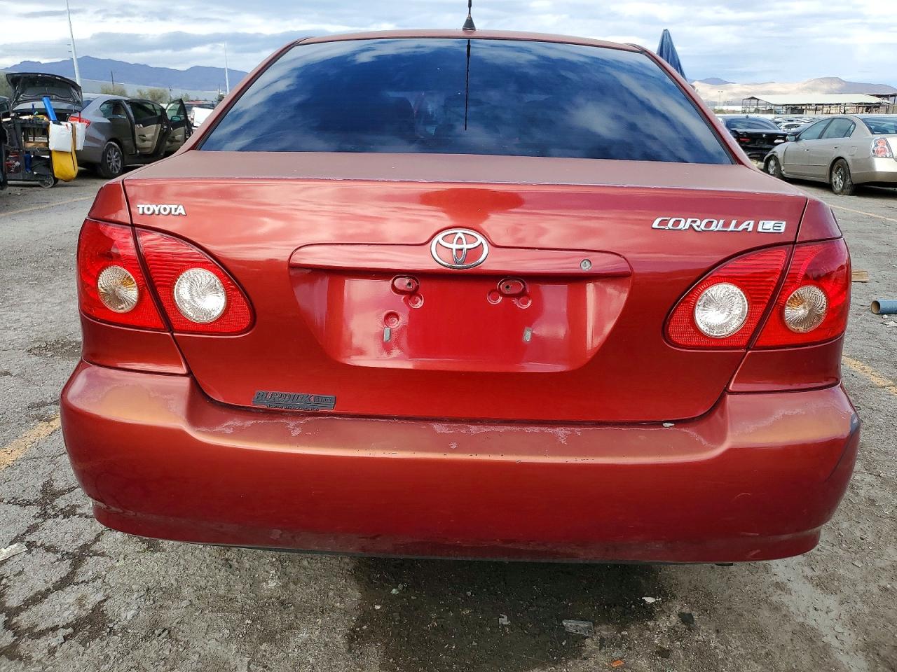 2005 TOYOTA COROLLA CE photo 11
