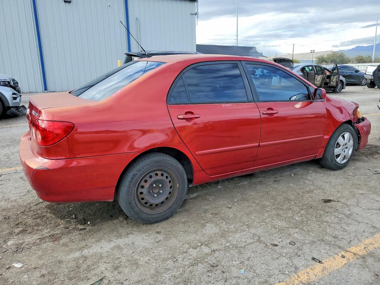 2005 TOYOTA COROLLA CE photo 5