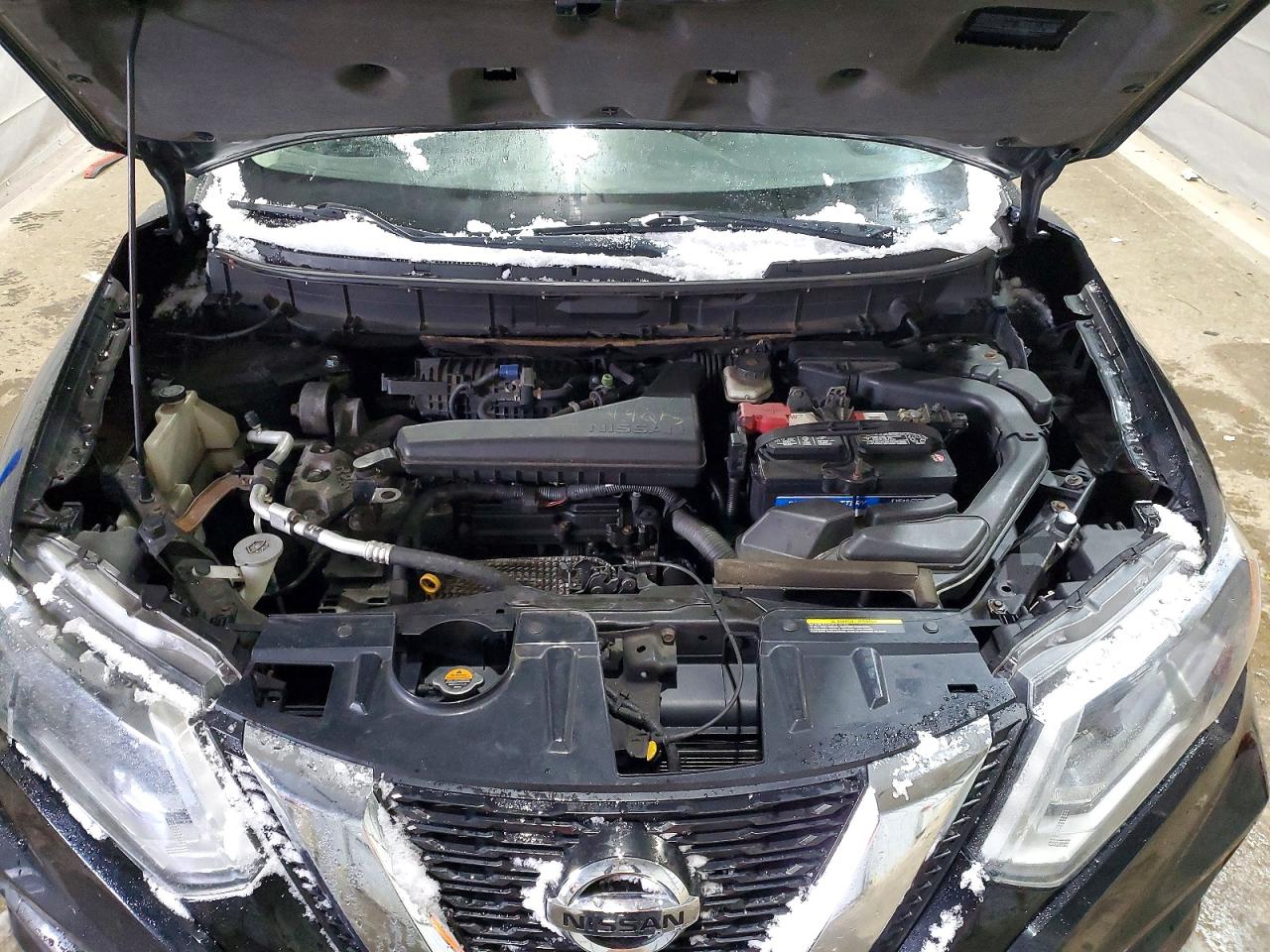 2017 NISSAN ROGUE SV photo 12