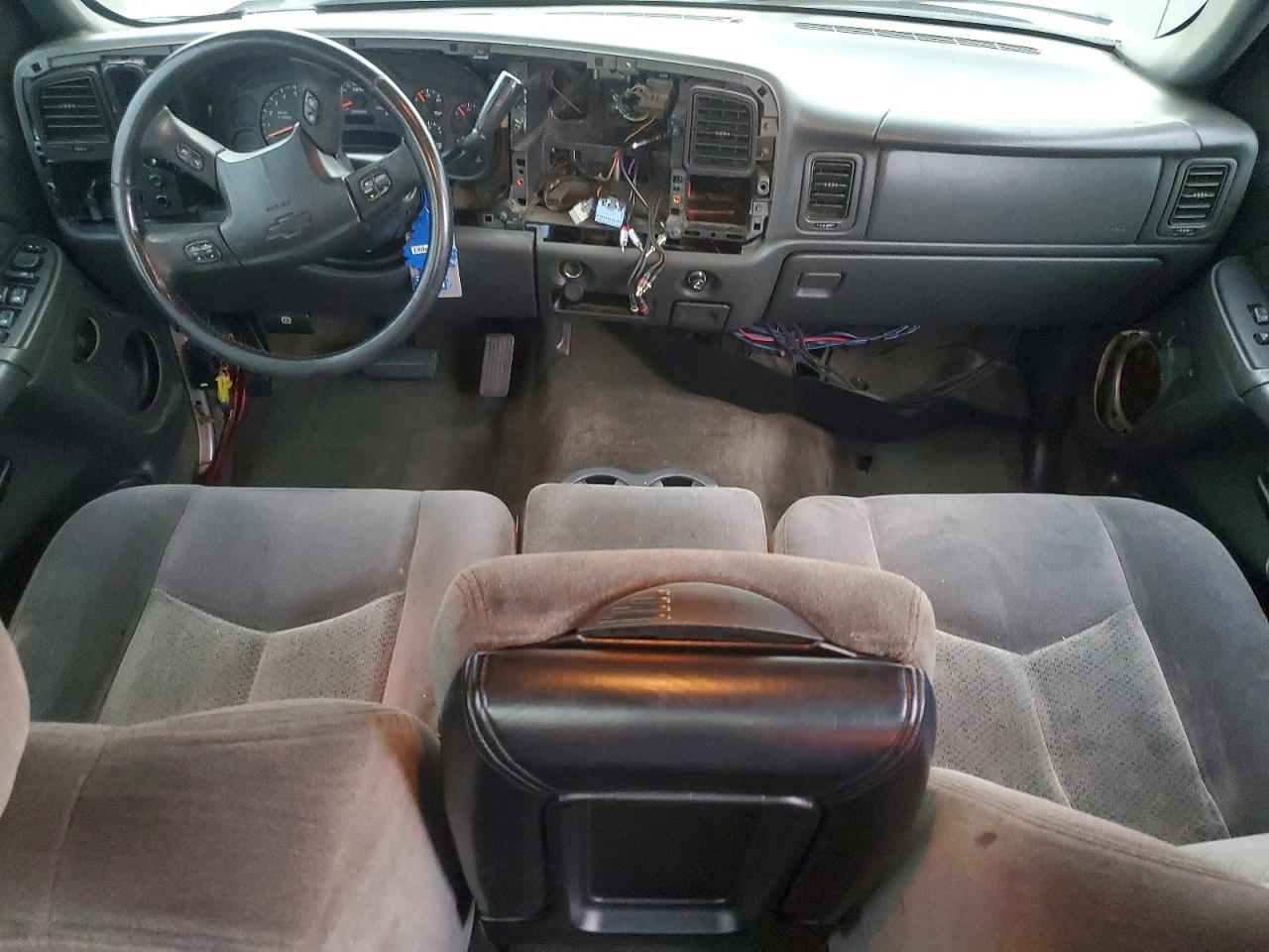 2005 CHEVROLET SILVERADO C1500 photo 8