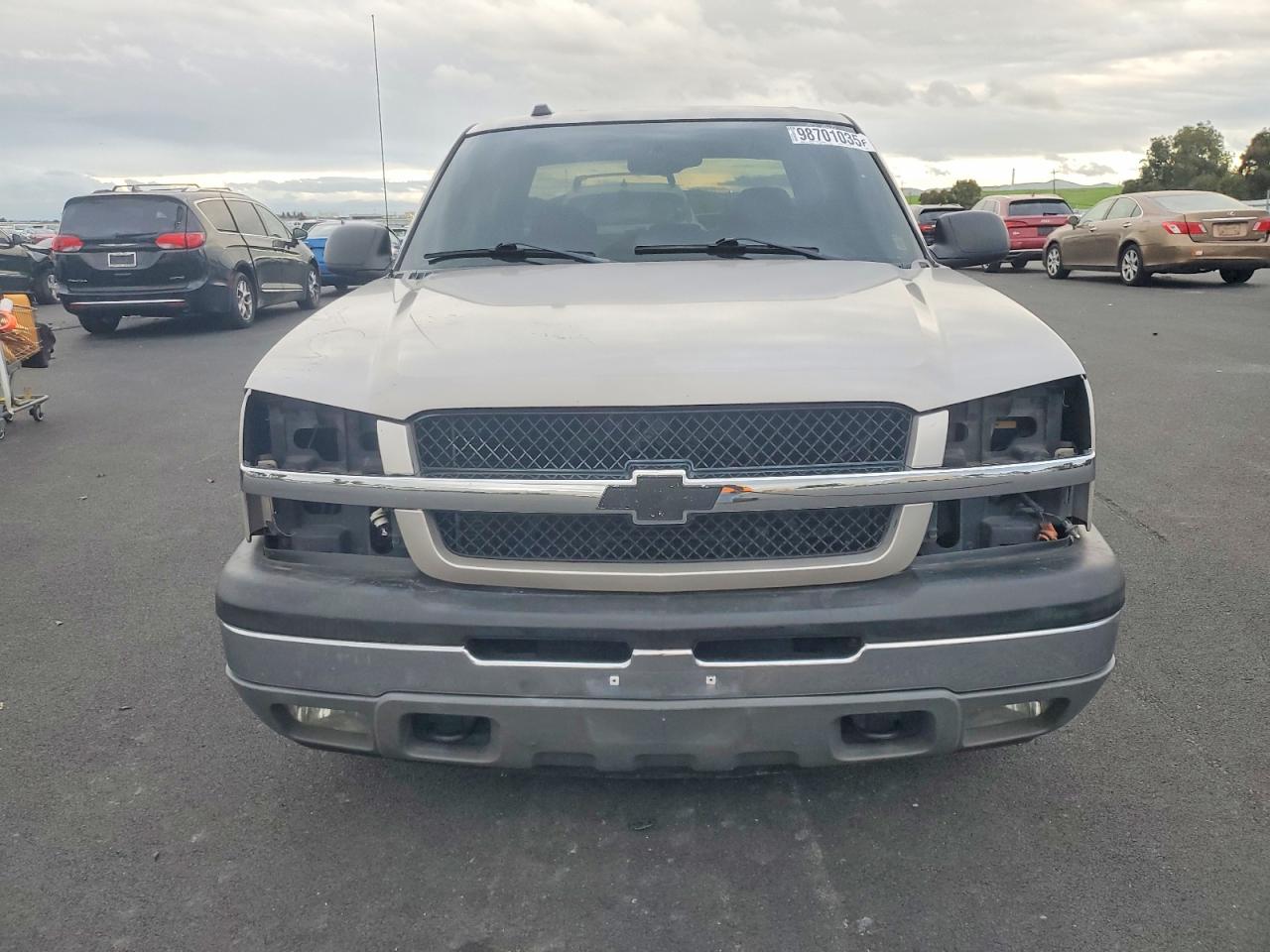 2005 CHEVROLET SILVERADO C1500 photo 5