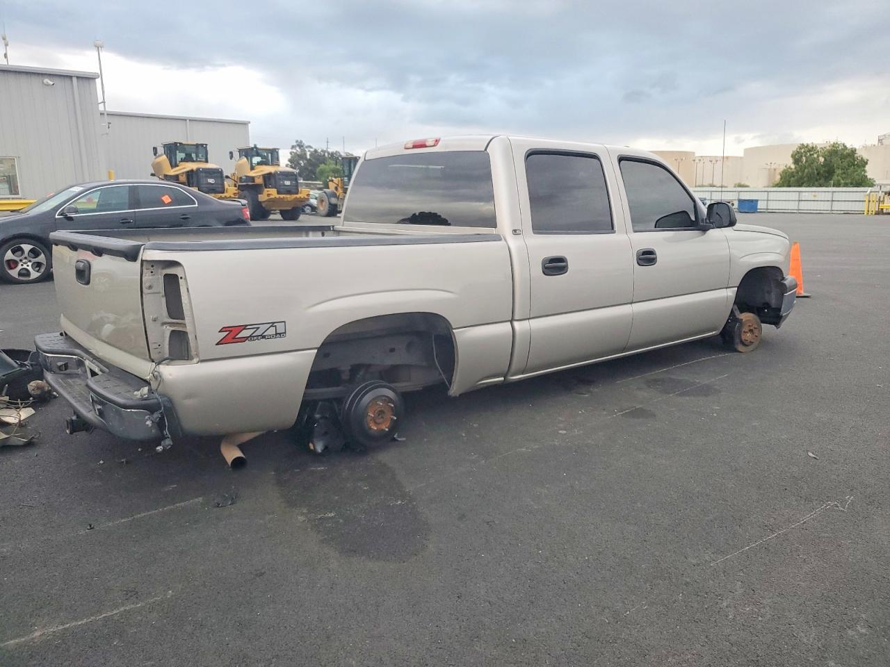 2005 CHEVROLET SILVERADO C1500 photo 3