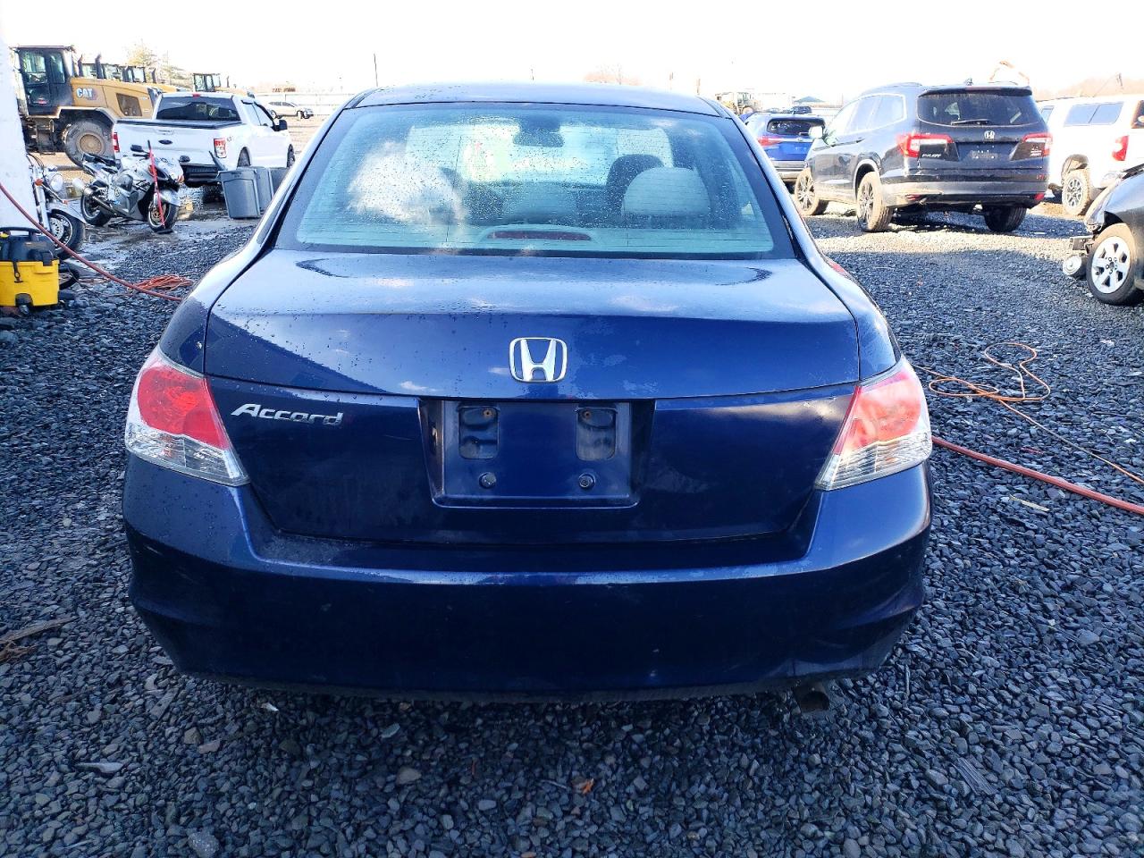 2010 HONDA ACCORD LX photo 6