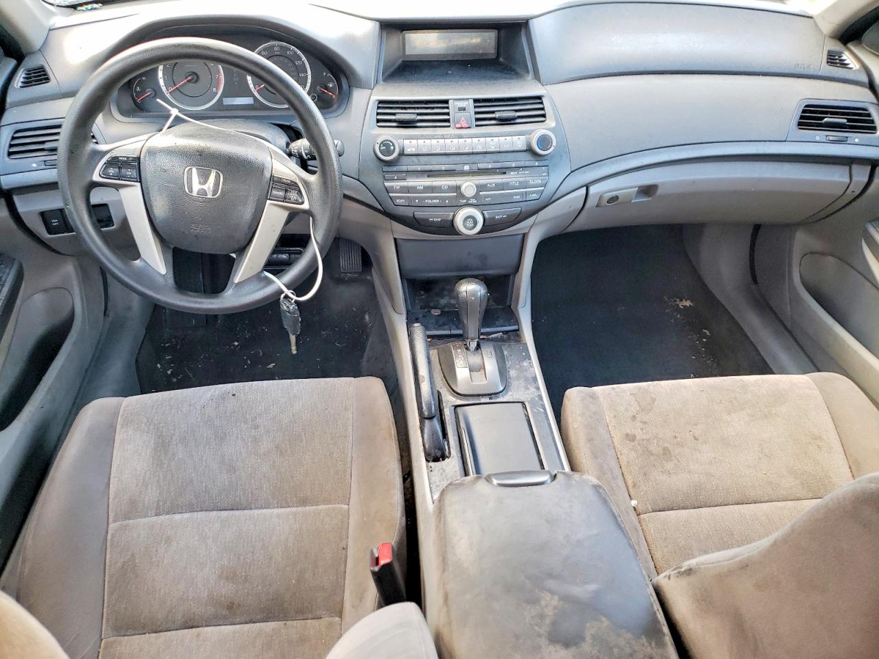 2010 HONDA ACCORD LX photo 8