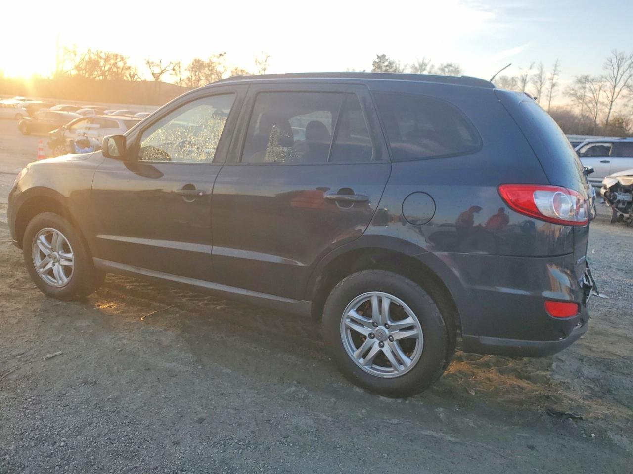 2010 HYUNDAI SANTA FE GLS photo 2