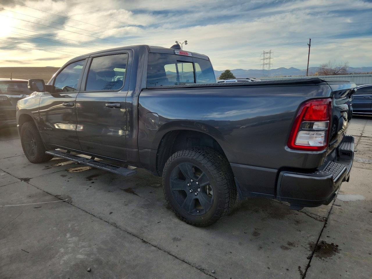 2021 RAM 1500 BIG HORN/LONE STAR photo 2