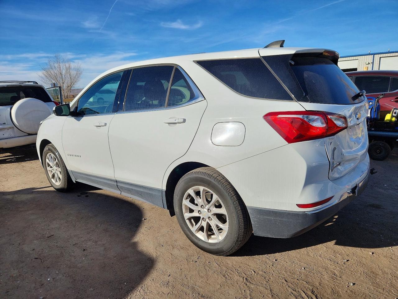 2019 CHEVROLET EQUINOX LT photo 2