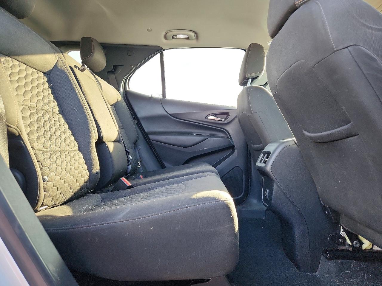 2019 CHEVROLET EQUINOX LT photo 10