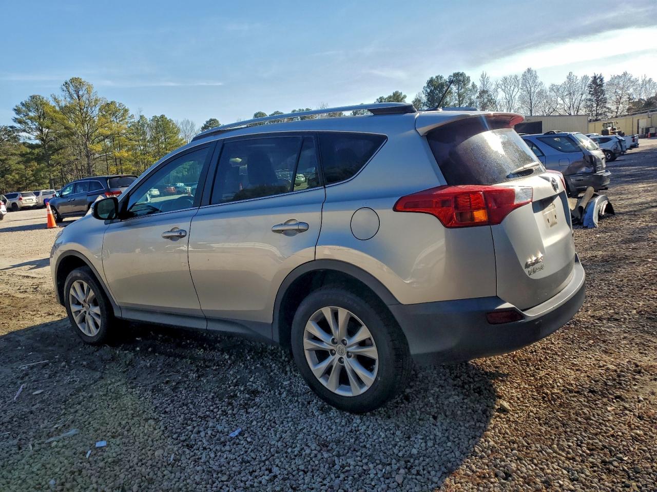 2015 TOYOTA RAV4 LIMITED photo 2