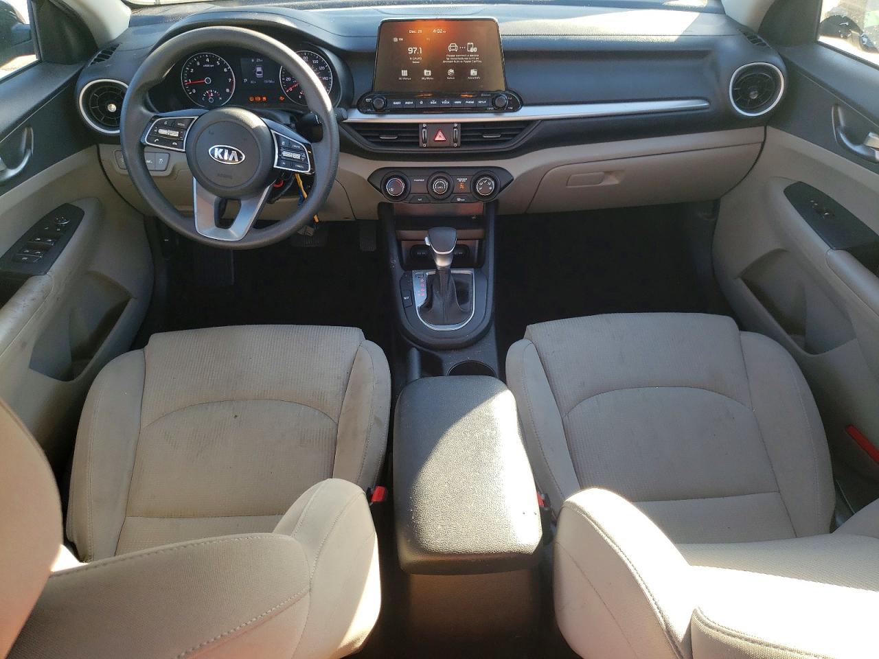 2021 KIA FORTE LXS photo 8