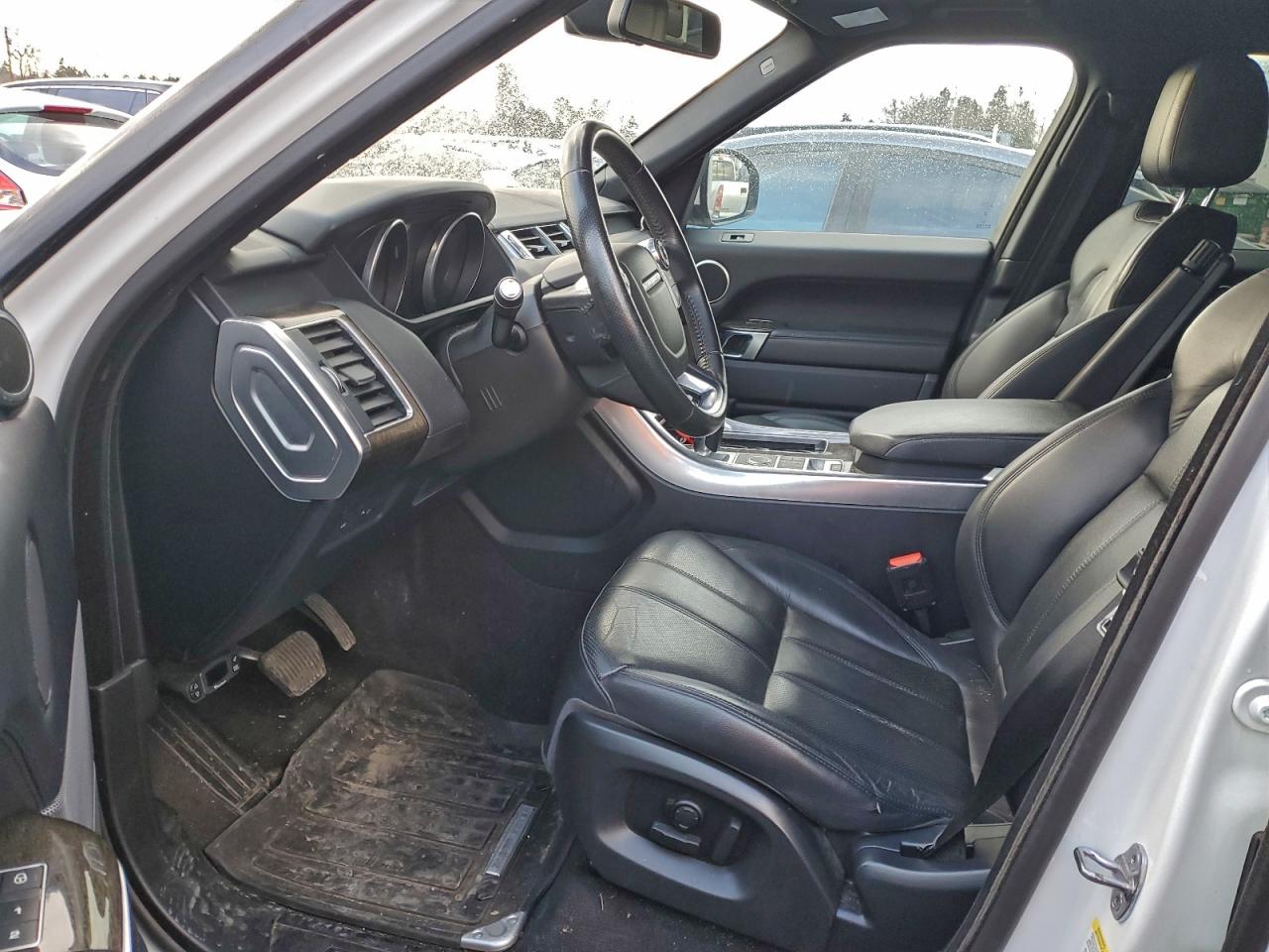 2016 LAND ROVER RANGE ROVER SPORT SE photo 7