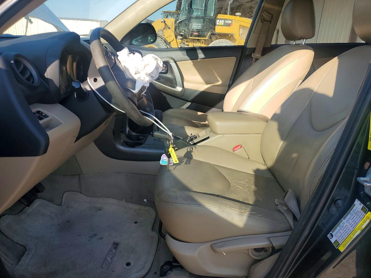 2012 TOYOTA RAV4 photo 7