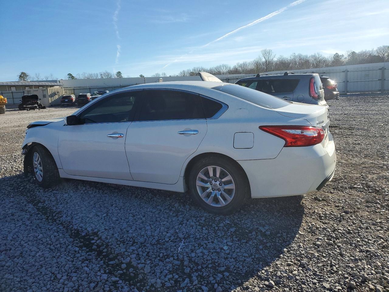 2016 NISSAN ALTIMA 2.5 photo 2