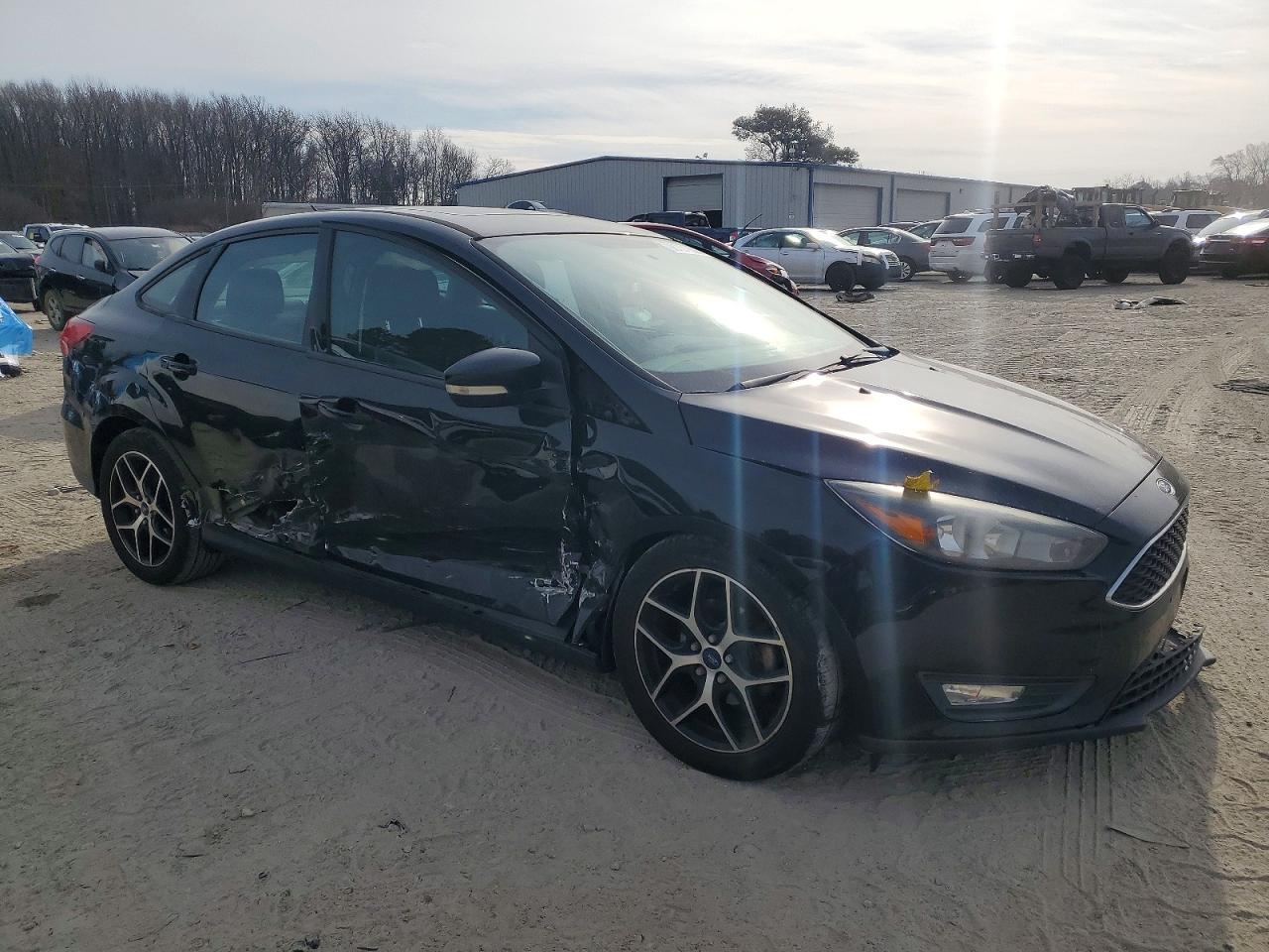 2017 FORD FOCUS SEL photo 7