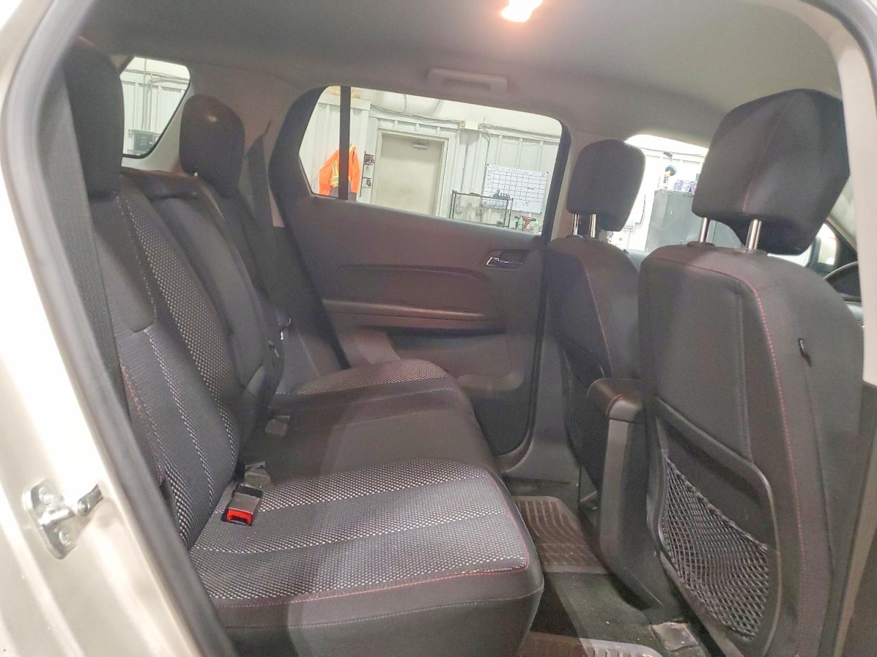 2015 GMC TERRAIN SLE photo 11