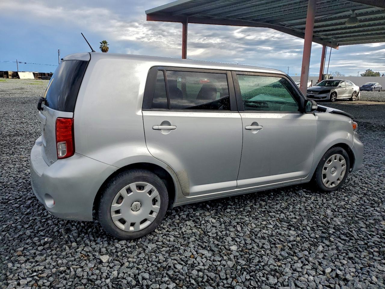 2011 TOYOTA SCION XB photo 3