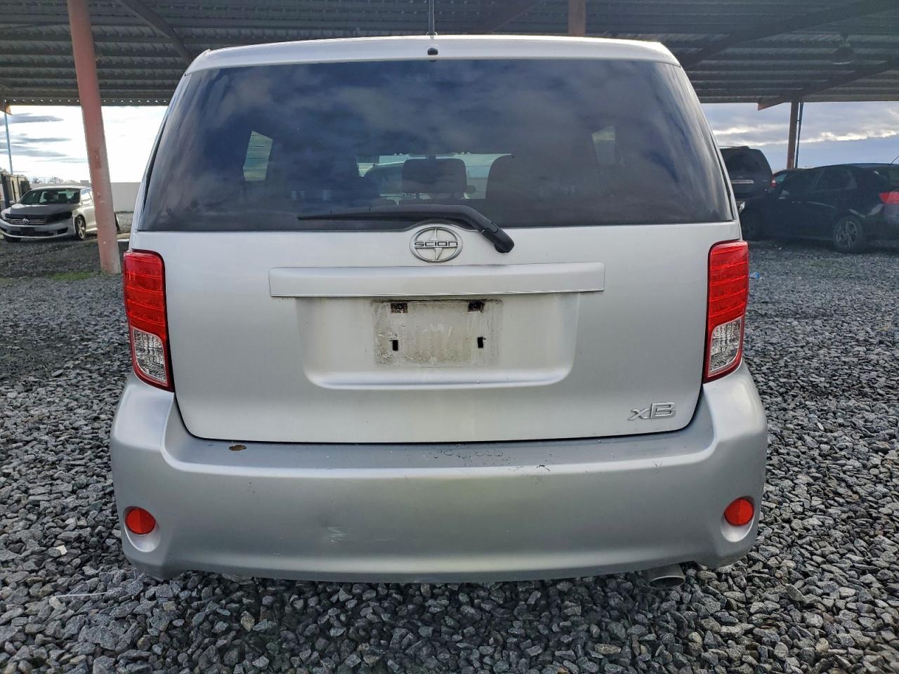 2011 TOYOTA SCION XB photo 6