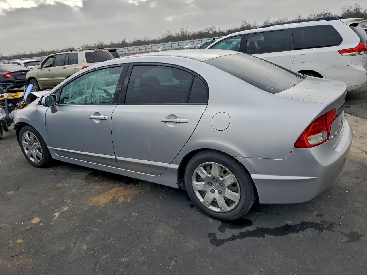 2011 HONDA CIVIC LX photo 2