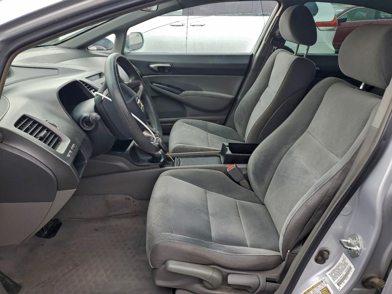 2011 HONDA CIVIC LX photo 7
