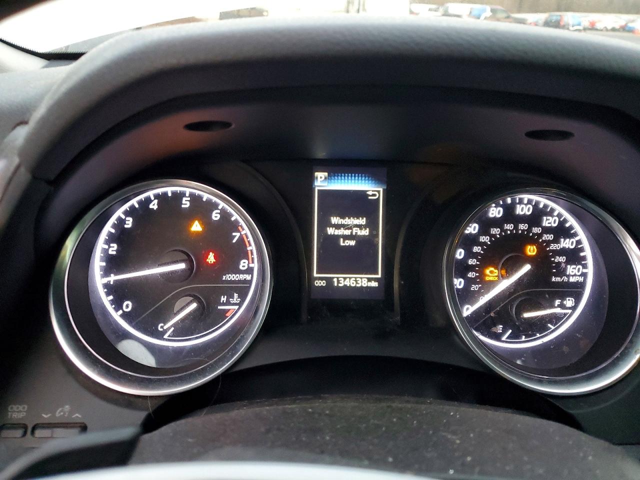 2018 TOYOTA CAMRY photo 9