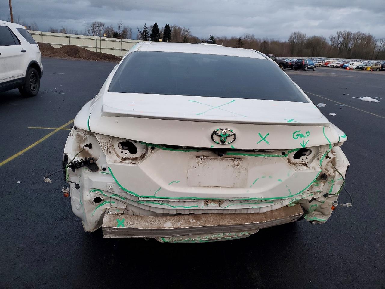 2018 TOYOTA CAMRY photo 6