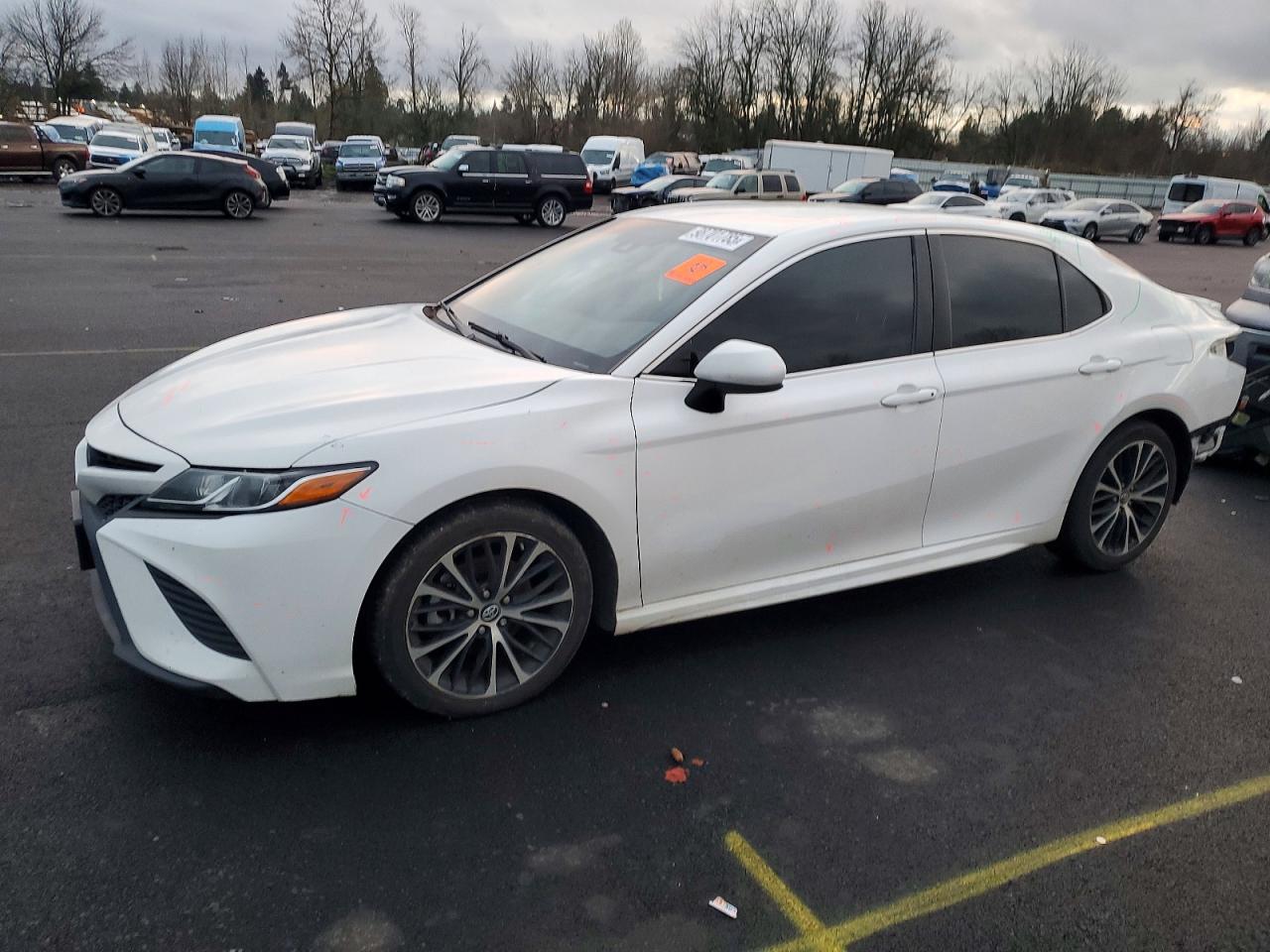 2018 TOYOTA CAMRY