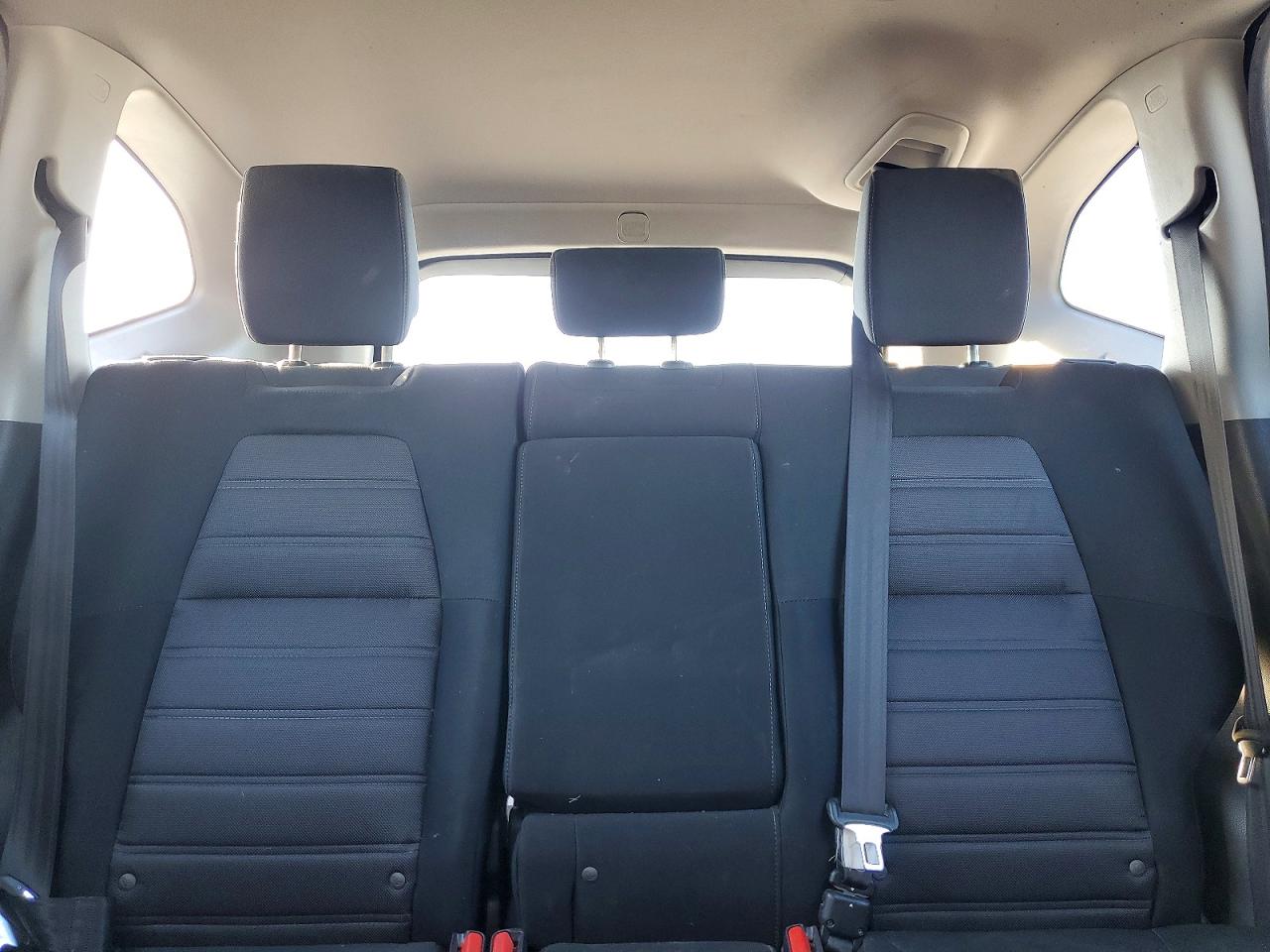 2018 HONDA CR-V LX photo 10