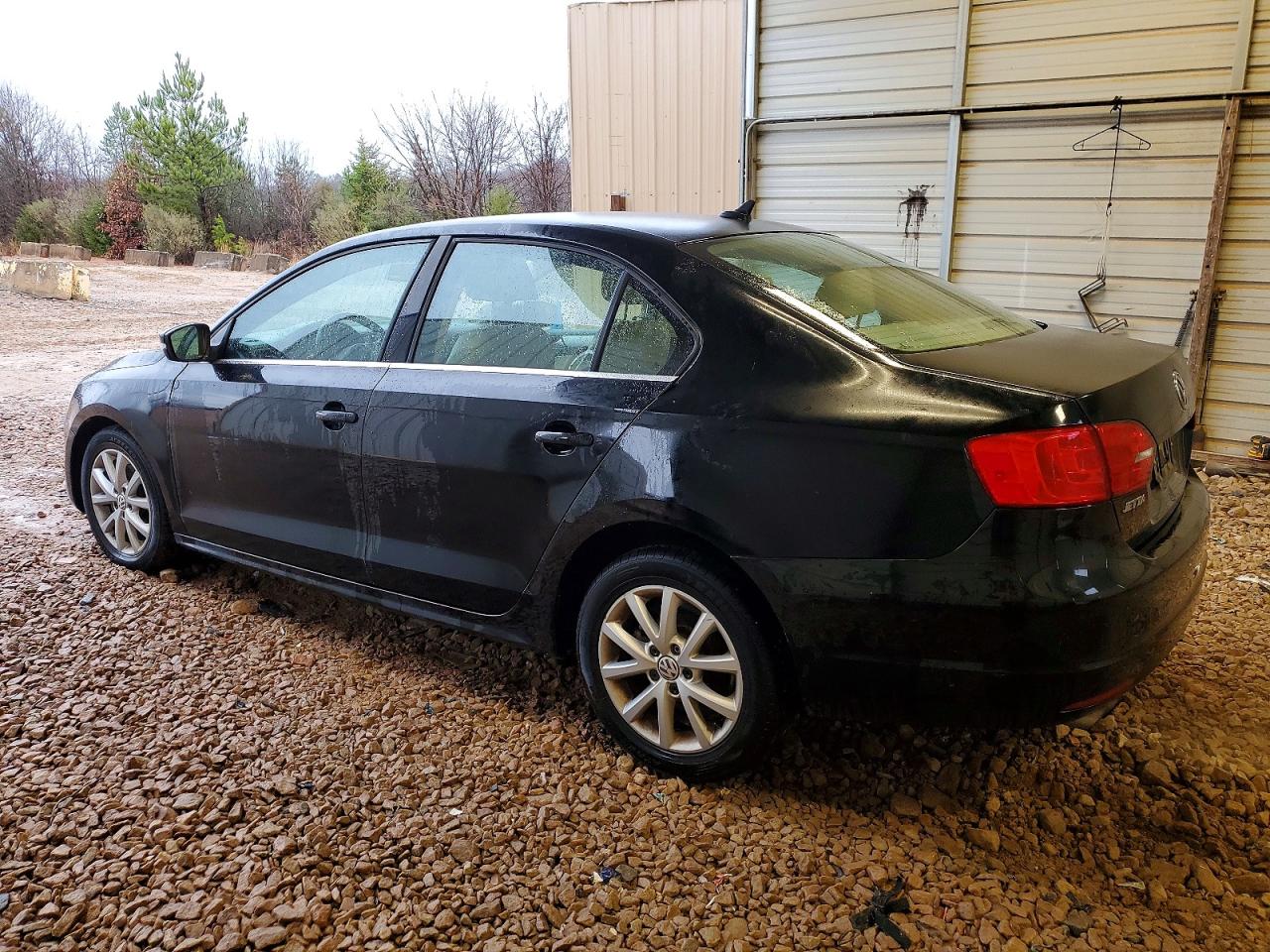 2014 VOLKSWAGEN JETTA SE photo 2