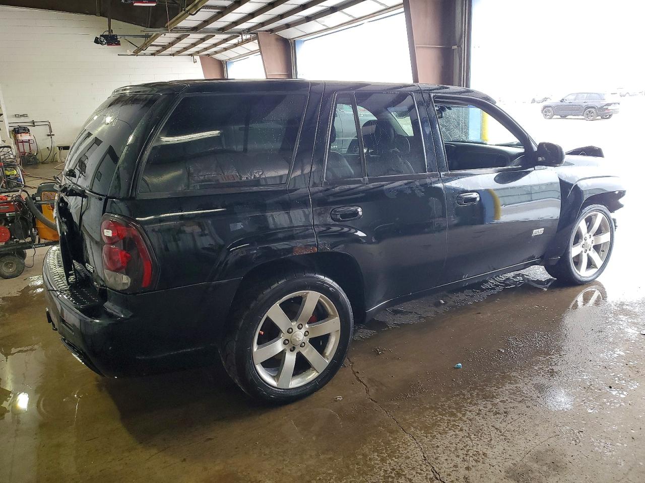 2006 CHEVROLET TRAILBLAZER SS photo 3