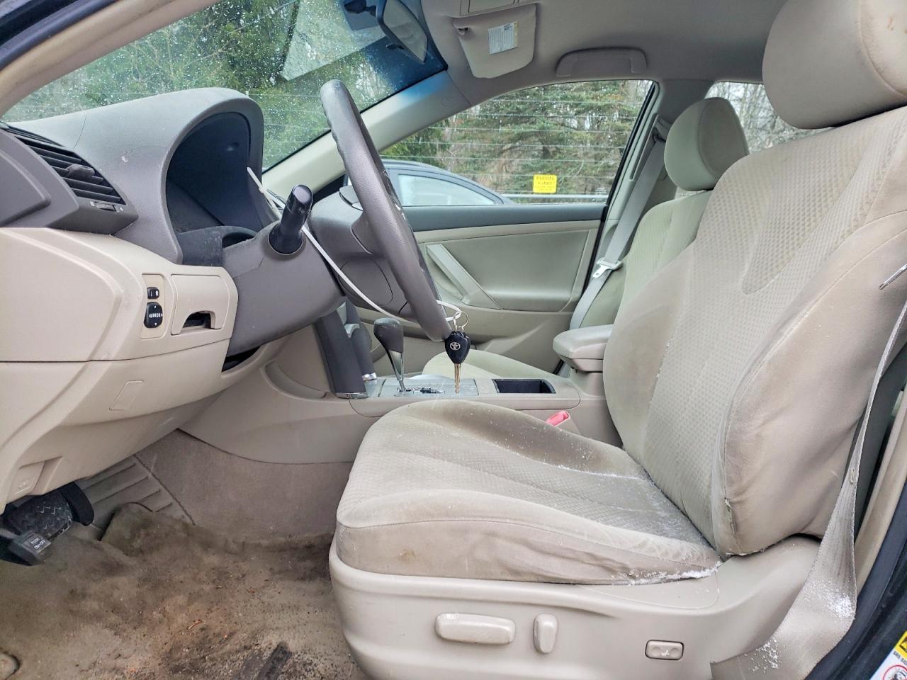 2009 TOYOTA CAMRY SE photo 7