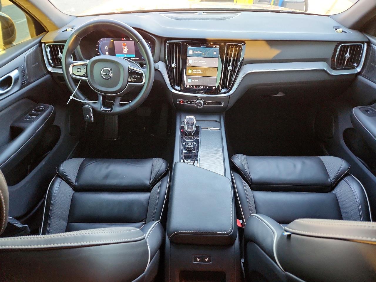 2024 VOLVO S60 PLUS photo 8