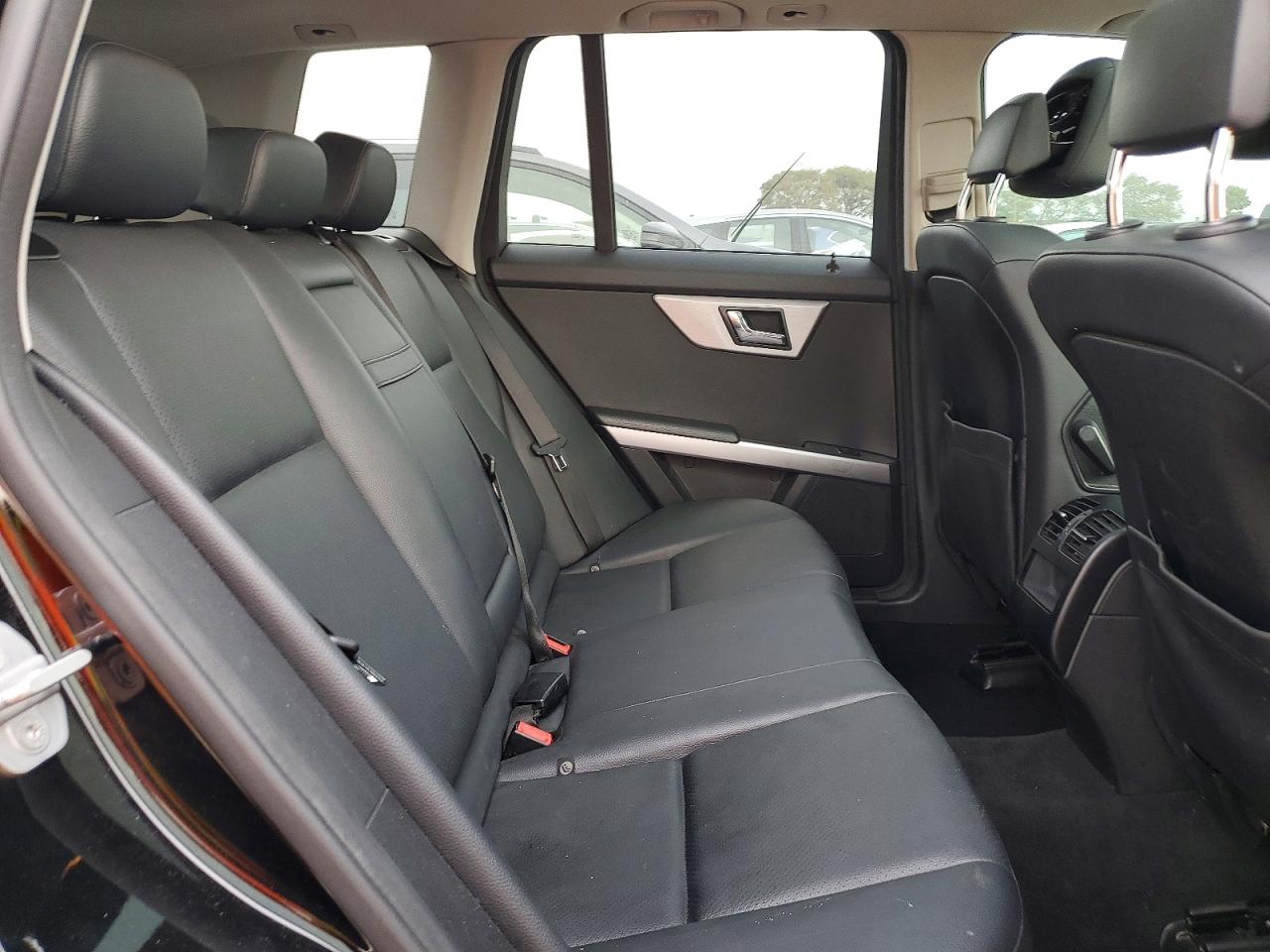 2010 MERCEDES-BENZ GLK 350 photo 11