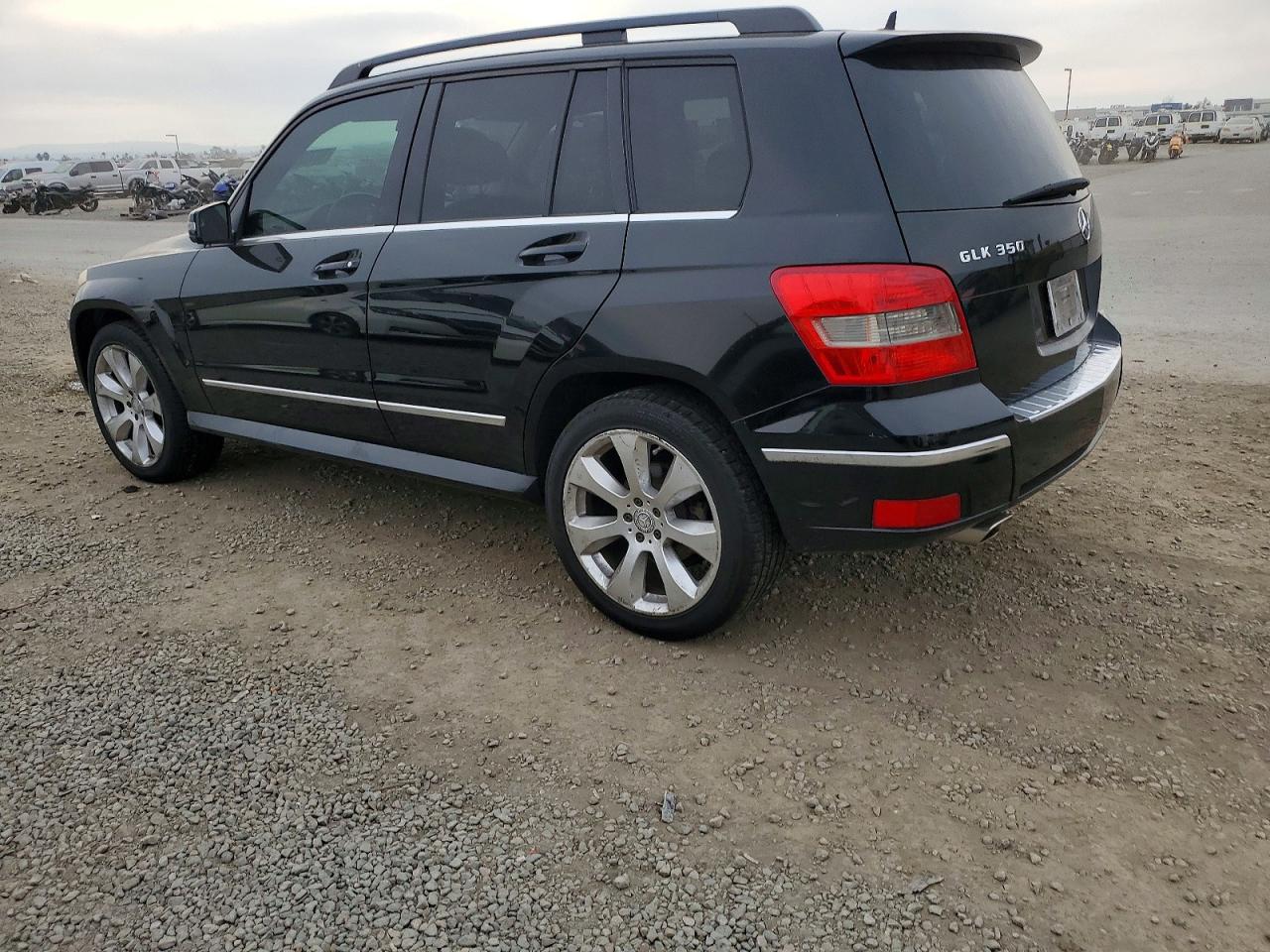 2010 MERCEDES-BENZ GLK 350 photo 2