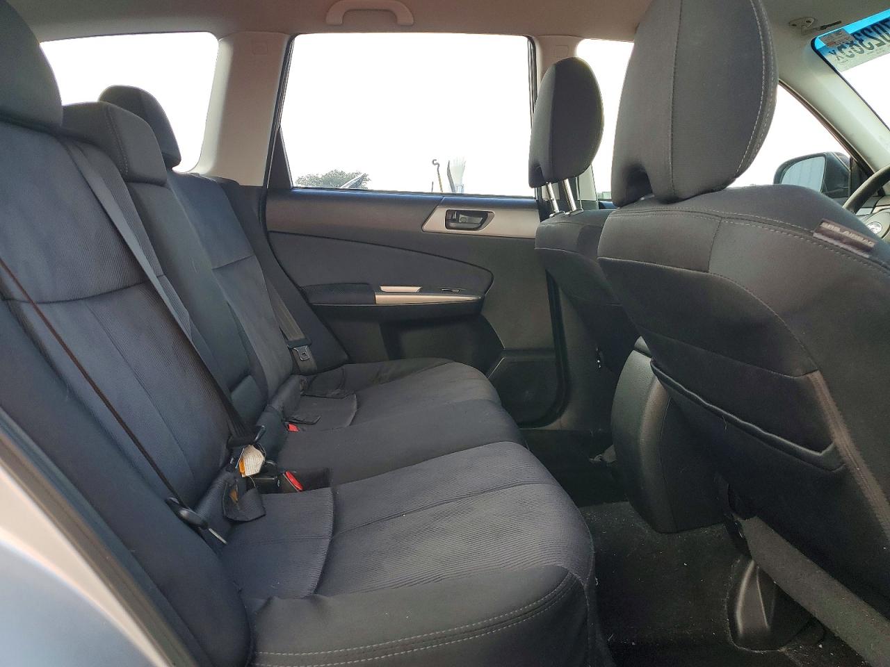 2010 SUBARU FORESTER 2.5X photo 11