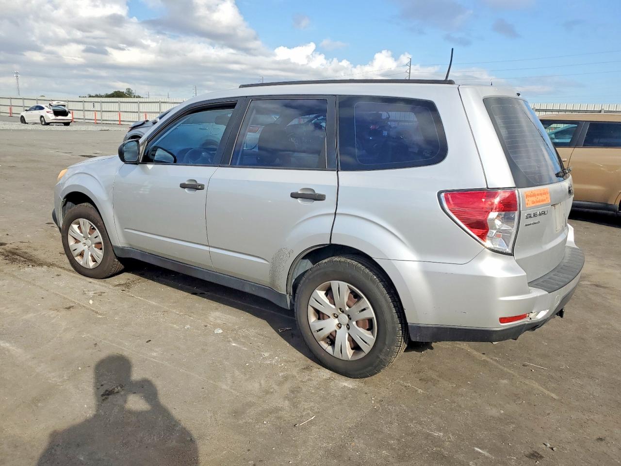 2010 SUBARU FORESTER 2.5X photo 2