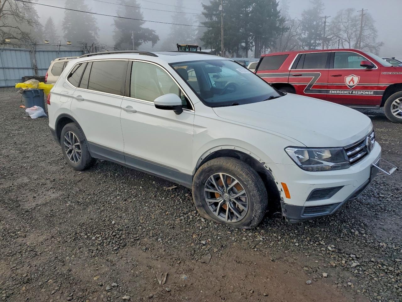2020 VOLKSWAGEN TIGUAN SE photo 4