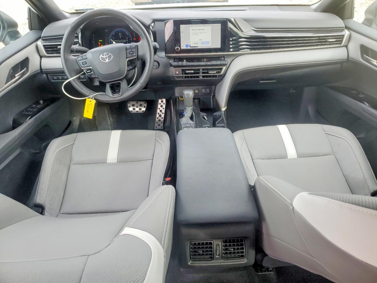 2025 TOYOTA CAMRY XSE photo 8
