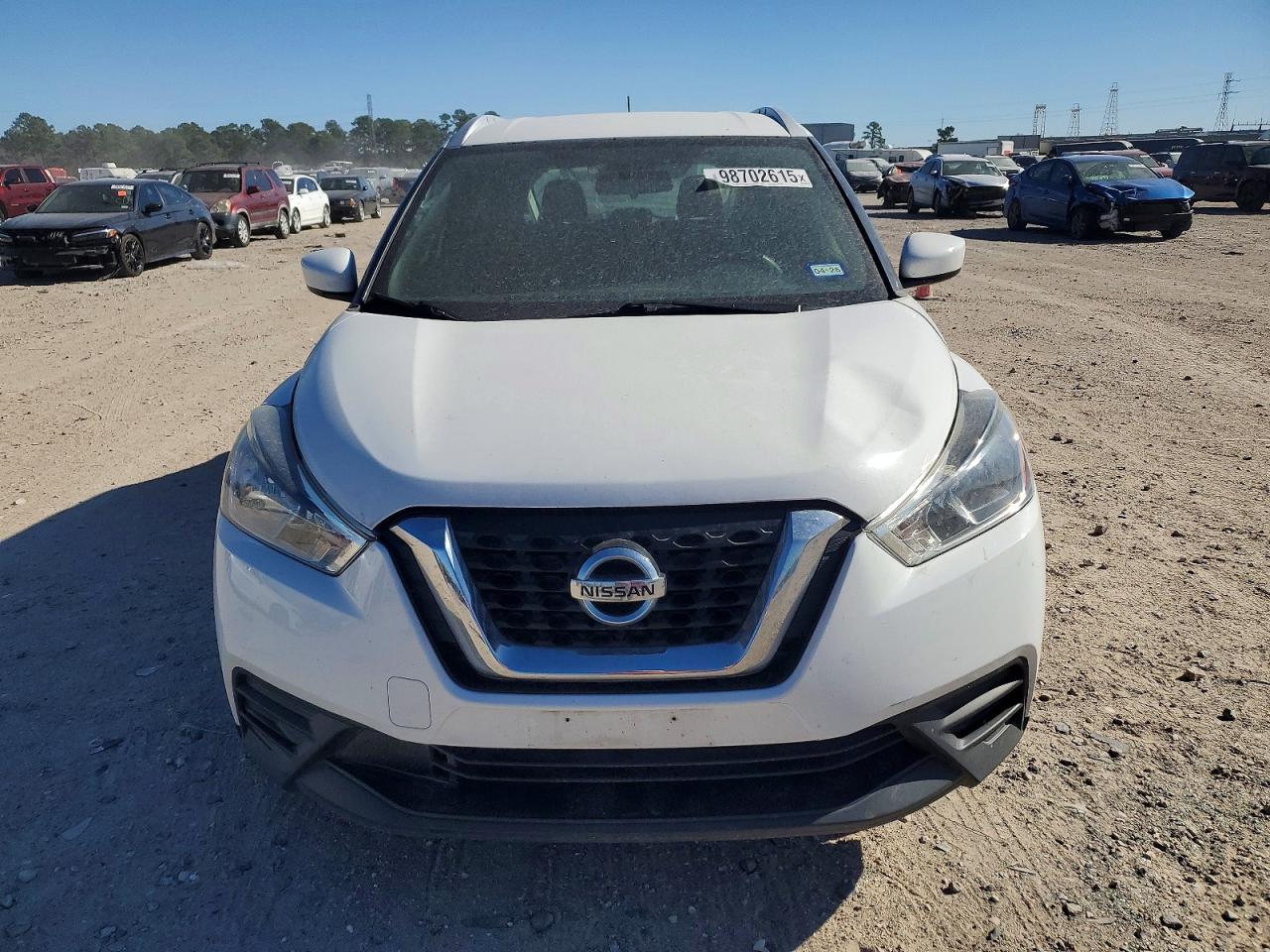 2018 NISSAN KICKS S photo 5