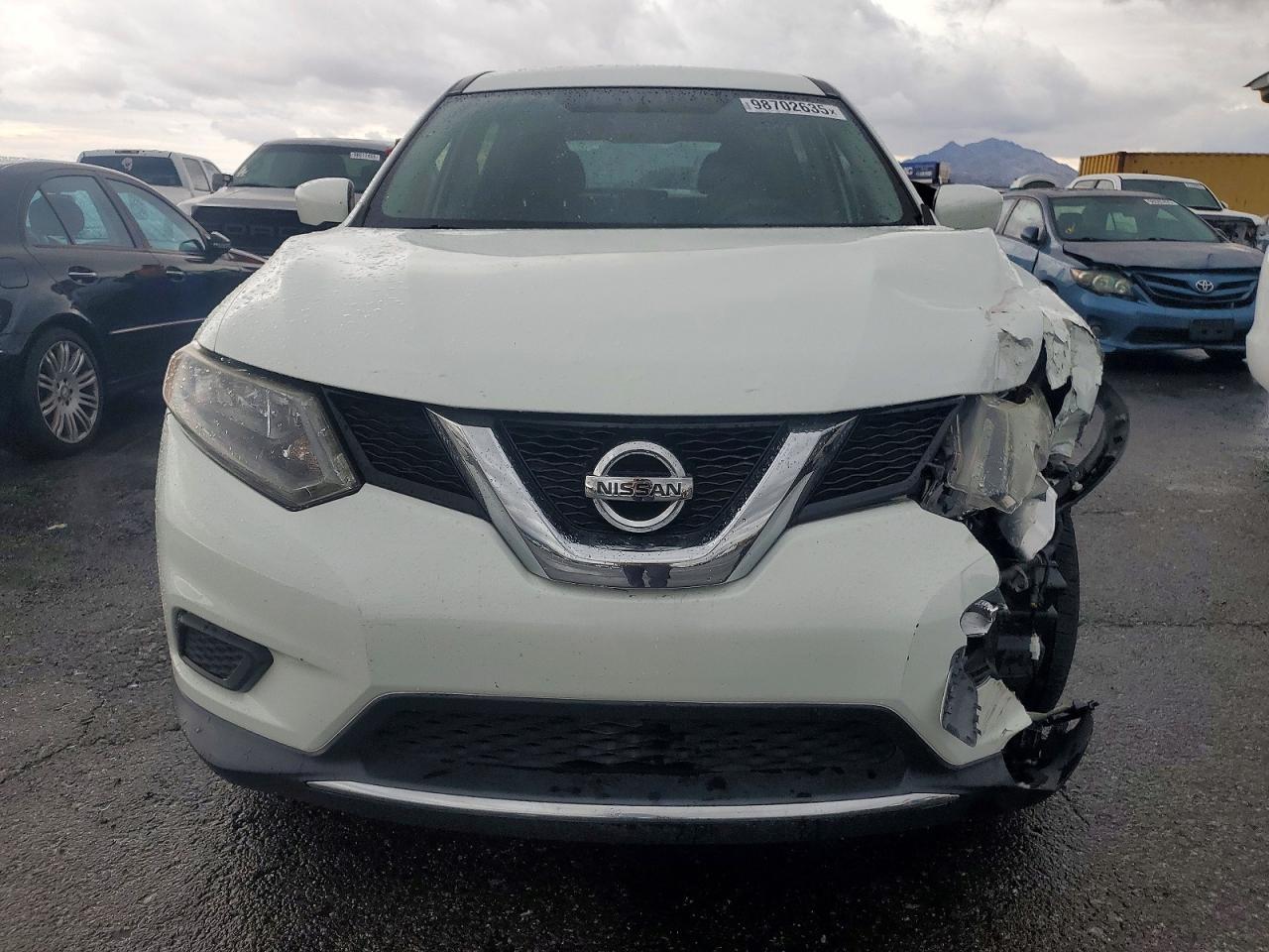 2016 NISSAN ROGUE S photo 5