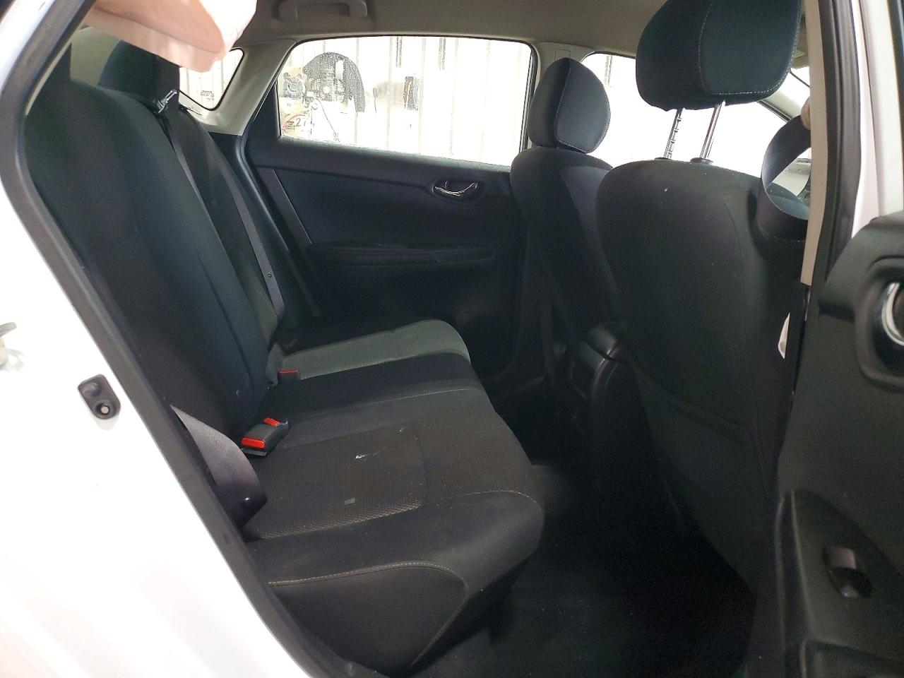 2019 NISSAN SENTRA S photo 10