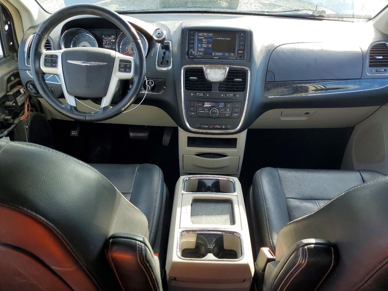 2015 CHRYSLER TOWN & COUNTRY TOURING photo 8